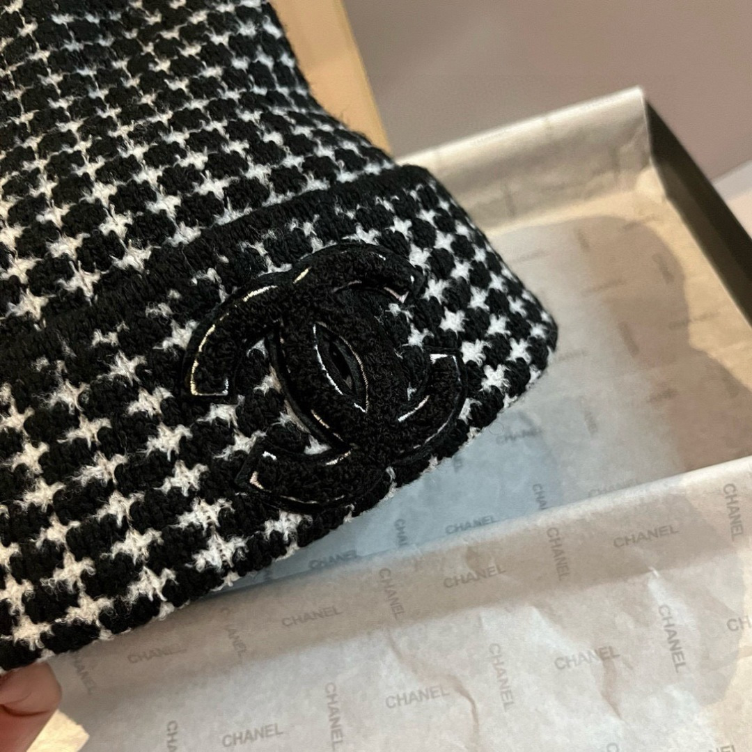 🆕

Chanel香奈儿针织毛线帽