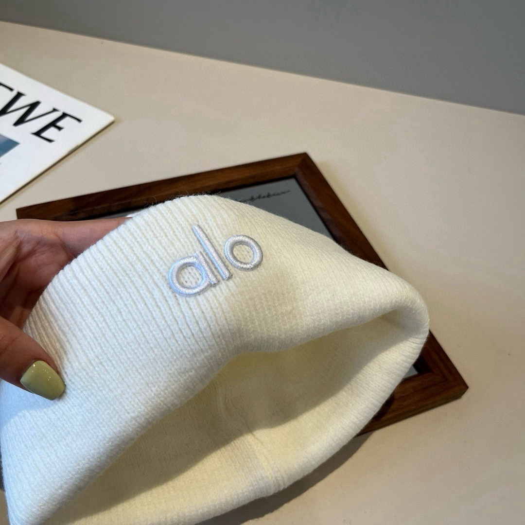 🆕

alo新款针织毛线帽