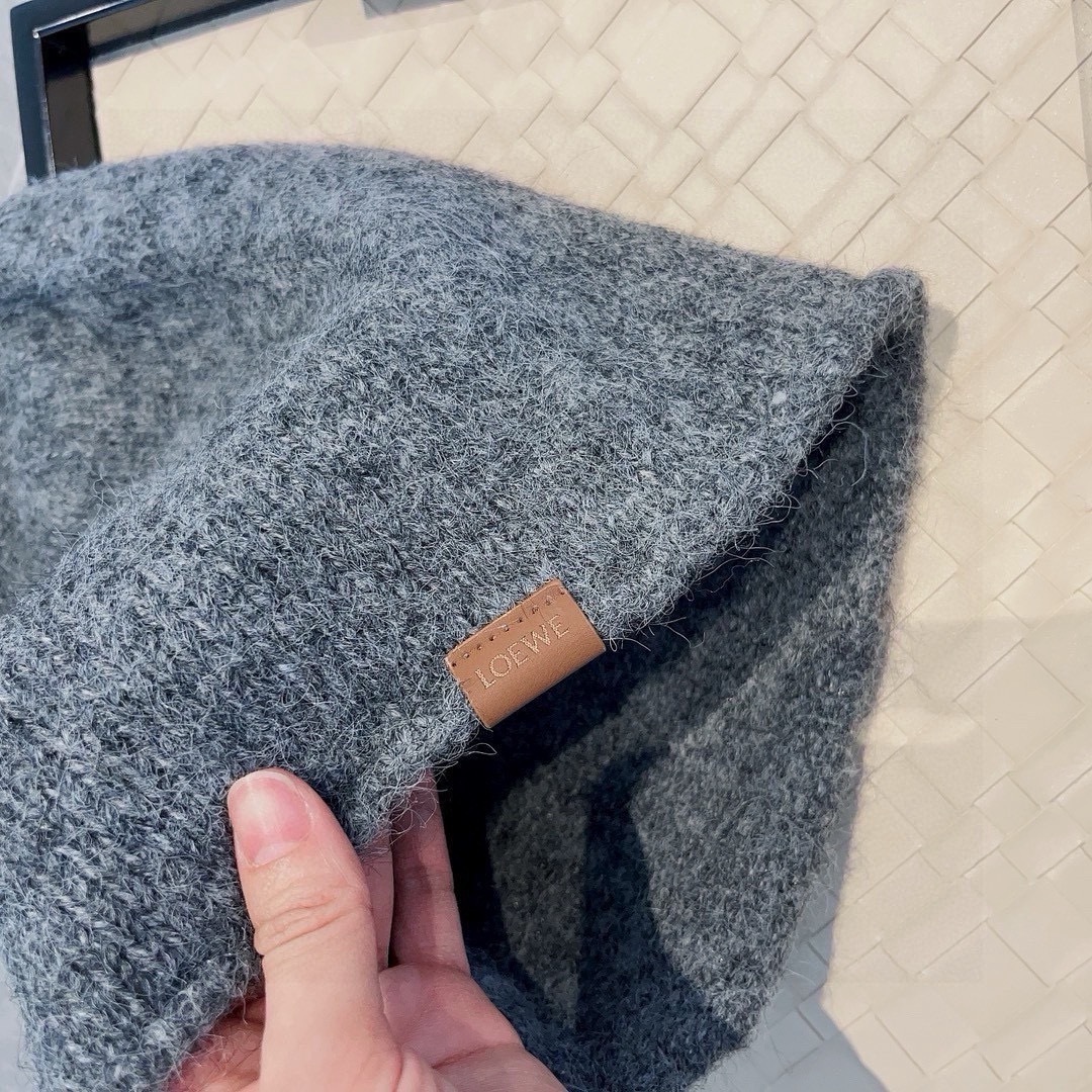 💕LOEWE罗意威秋冬新款毛线帽,嘻哈风针织帽,男女款毛线帽 4个色