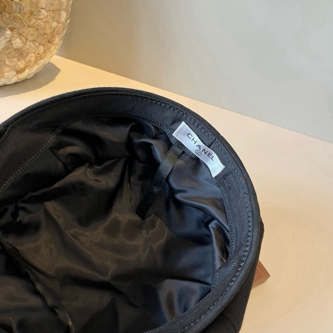 💕香奈儿新款鸭舌画家帽，头围57cm