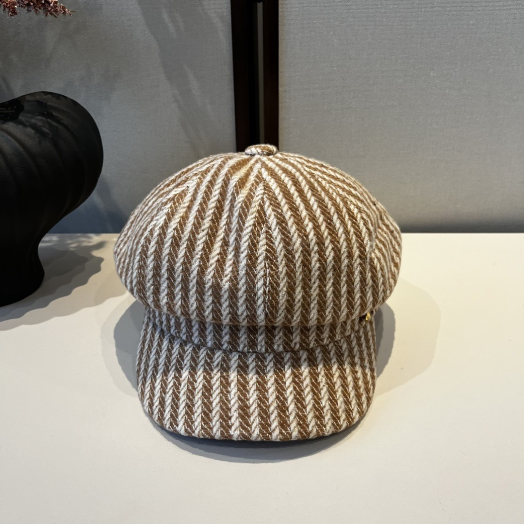 💕Celine赛琳新款鸭舌画家帽，男女通用，