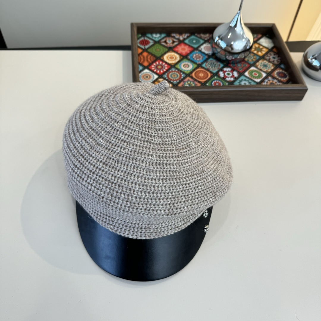 💕克罗心鸭舌骑士帽，定制款骑士帽，不规则 头围57cm