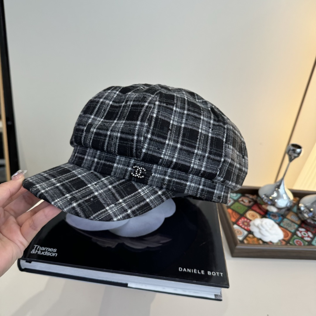 💕Chanel香奈儿新款鸭舌画家帽，男女通用，