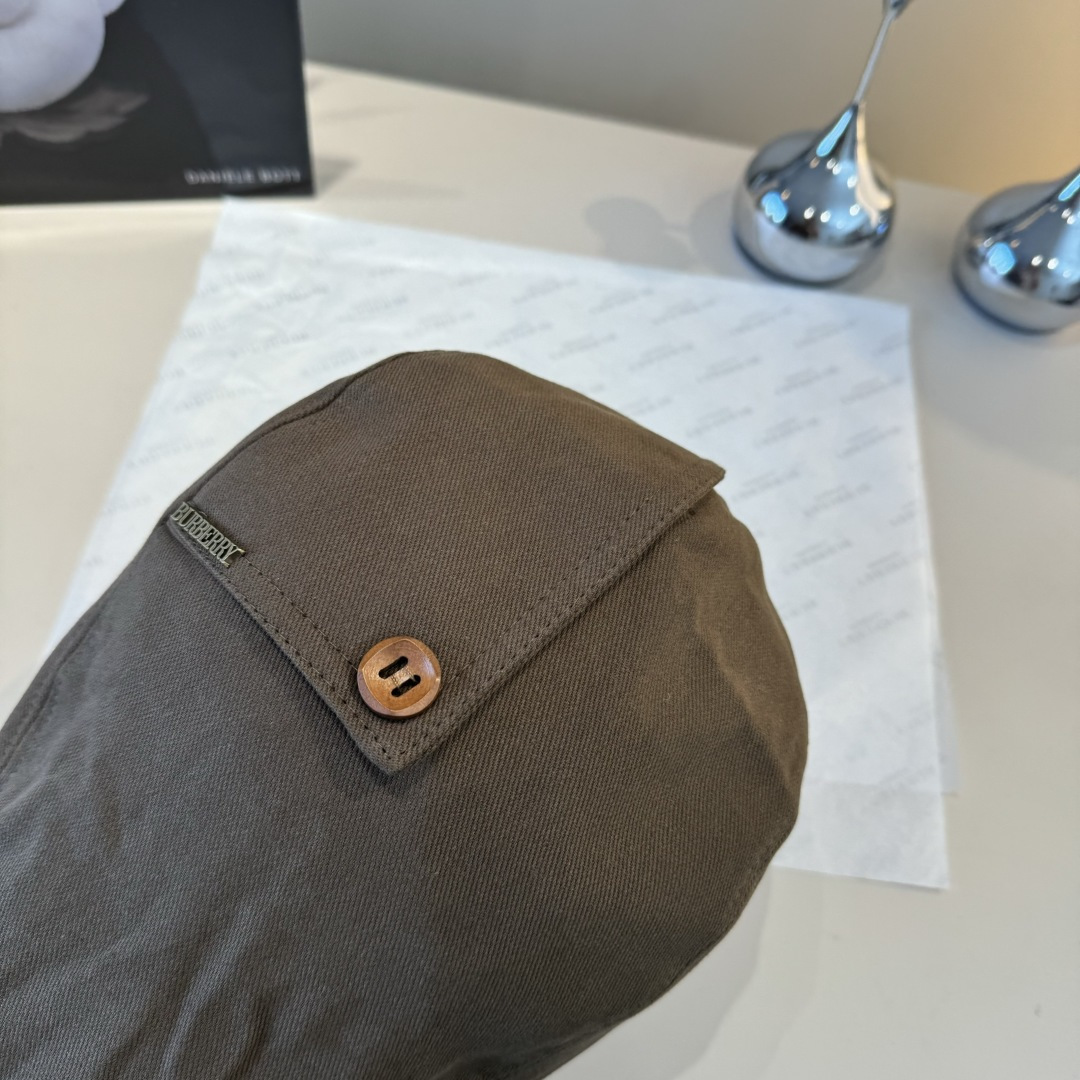 💕巴宝莉新款鸭舌前进帽，头围58cm