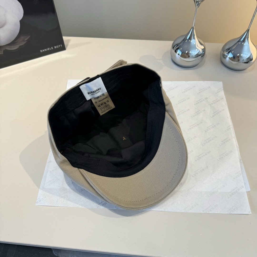 💕巴宝莉新款鸭舌前进帽，头围58cm