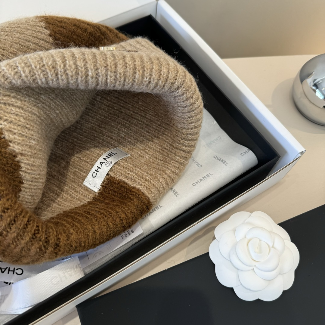 💕Chanel香奈儿新款羊毛帽 男女通用毛线帽，秋冬冷帽