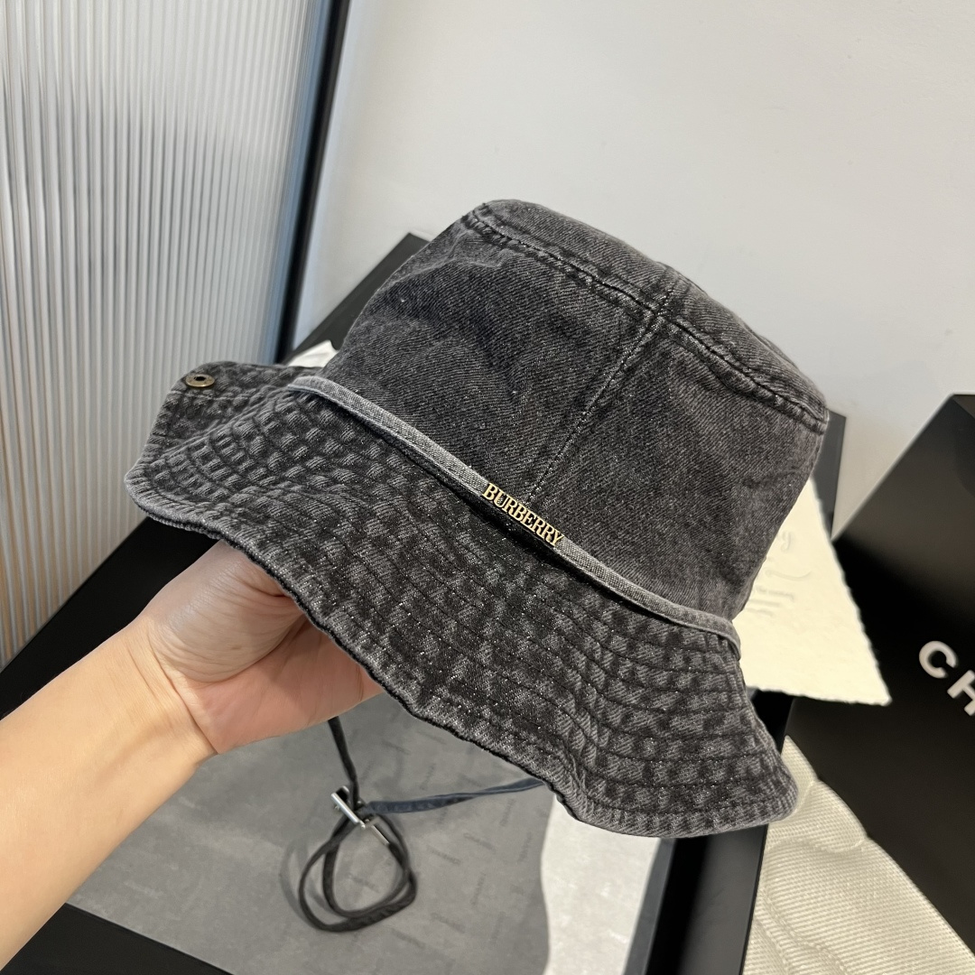 💕burberry巴宝莉新款牛仔渔夫帽，头围57cm