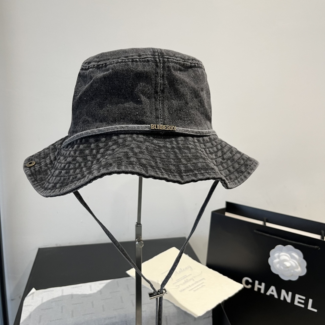 💕burberry巴宝莉新款牛仔渔夫帽，头围57cm