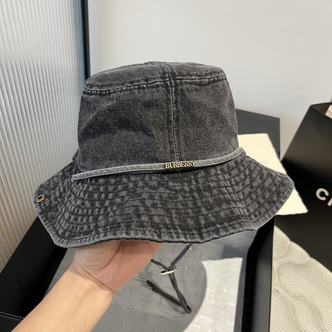 💕burberry巴宝莉新款牛仔渔夫帽，头围57cm