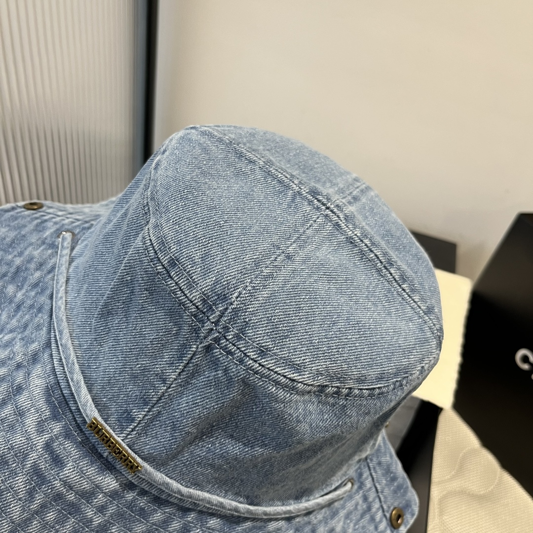💕burberry巴宝莉新款牛仔渔夫帽，头围57cm