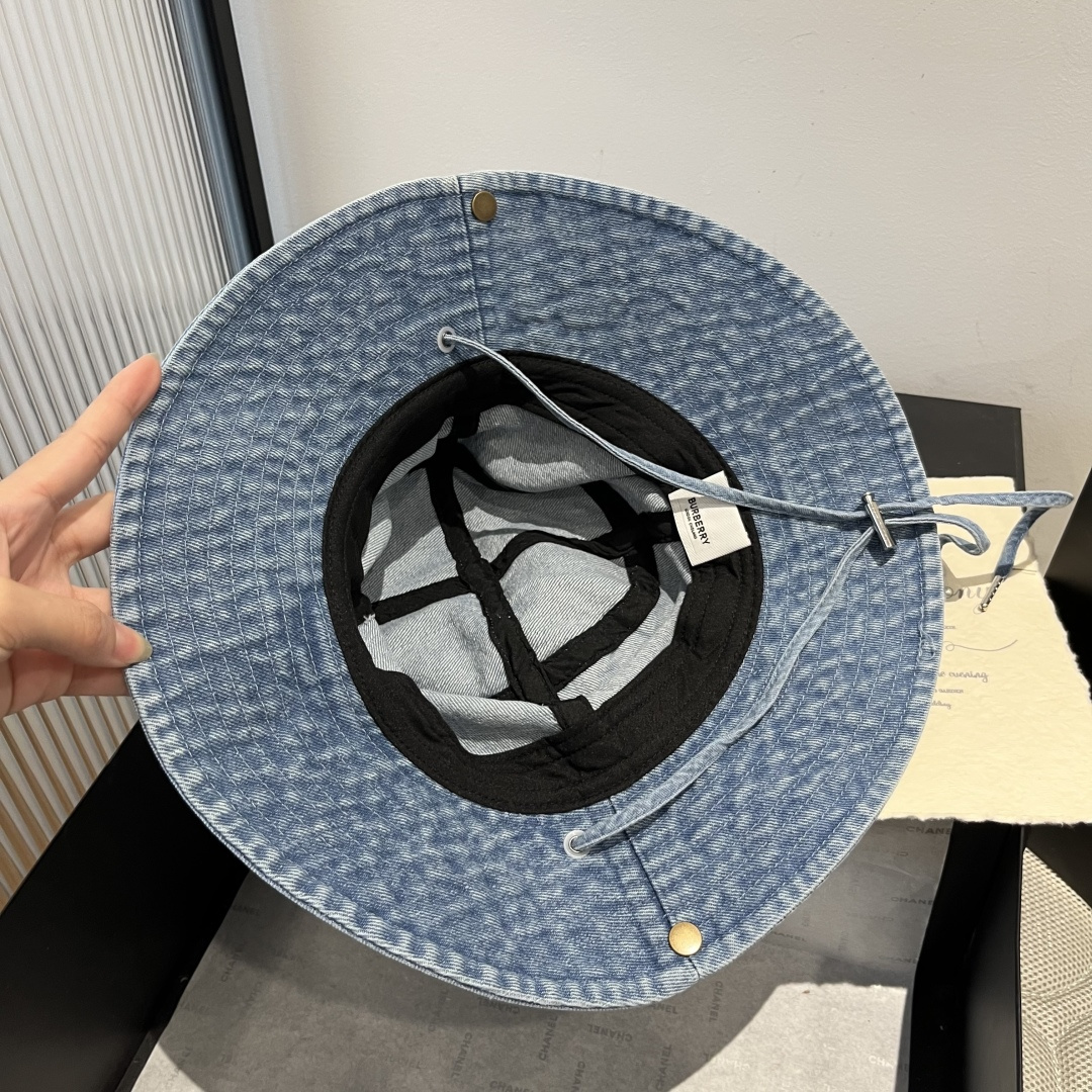 💕burberry巴宝莉新款牛仔渔夫帽，头围57cm