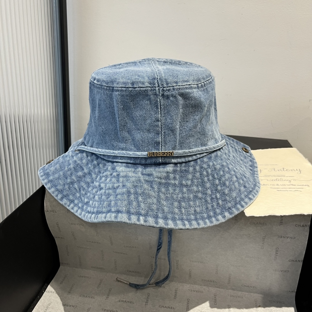 💕burberry巴宝莉新款牛仔渔夫帽，头围57cm