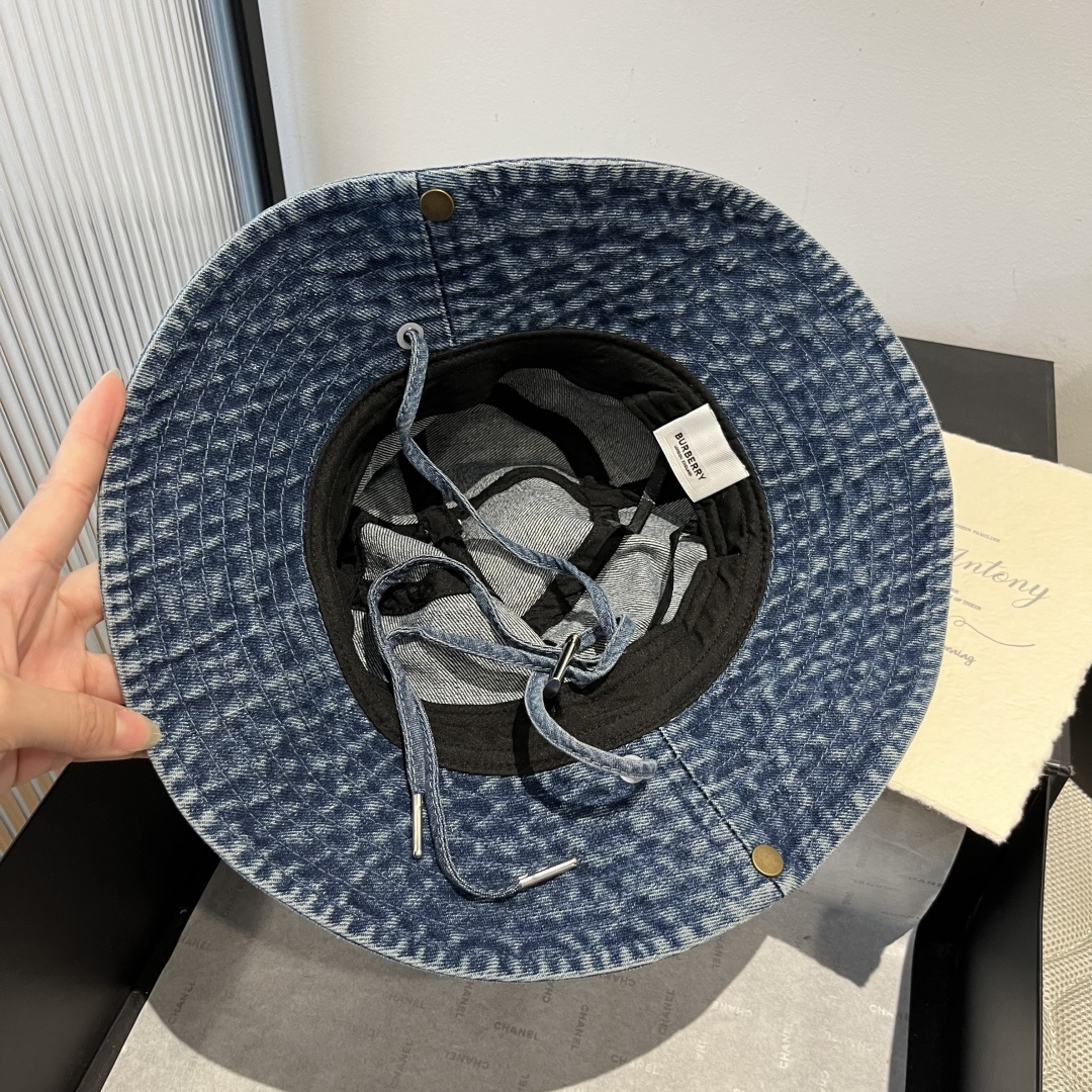 💕burberry巴宝莉新款牛仔渔夫帽，头围57cm