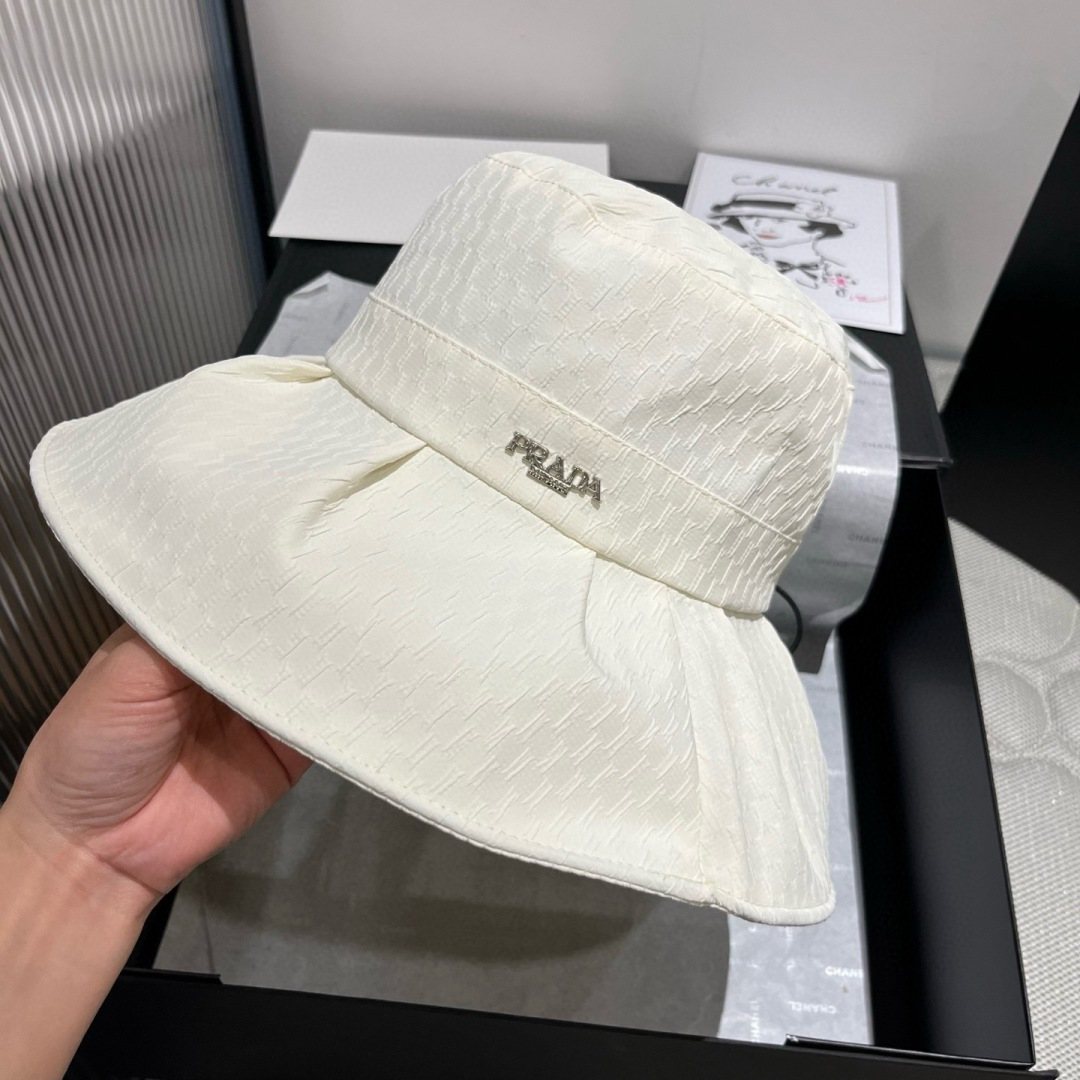 💕PRADA普拉达新款遮阳渔夫帽、防紫外线布帽，可折叠头围57cm