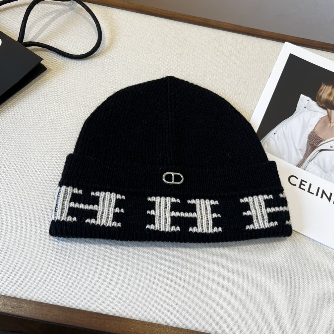 NO:365576,Hermes new knitted wool hat hat fisherman hat baseball hat knit hat, hat, hermes, hermes, espadrilles, hatsHermes爱马仕新款针织毛线帽帽子渔夫帽棒球帽针织帽,帽子,hermes,hermes,espadrilles,hats,hat