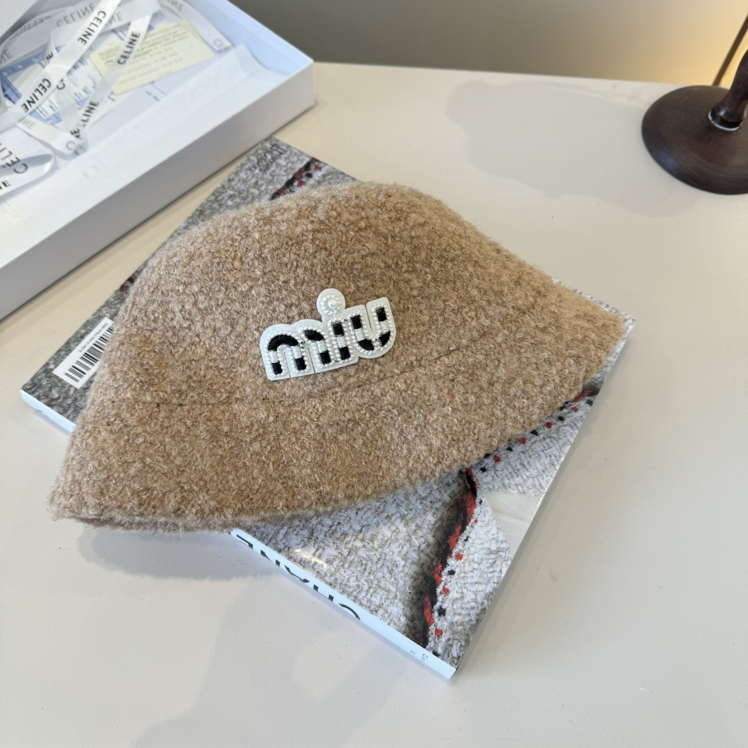 NO:365406,Miumiu Miu new wool fisherman hat fisherman hat baseball hat knit hat, hat, miumiu, espadrilles, hatsmiumiu缪缪新款羊毛渔夫帽帽子渔夫帽棒球帽针织帽,帽子,miumiu,espadrilles,hats,hat