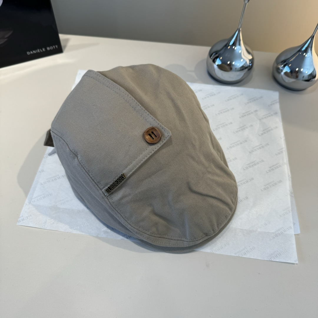 💕巴宝莉新款鸭舌前进帽，头围58cm