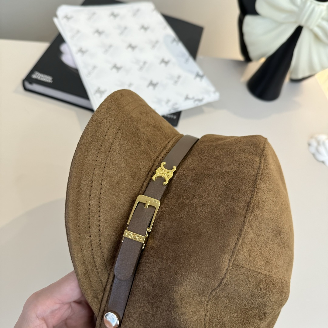 💕Celine赛琳新款鸭舌帽军帽，头围57cm