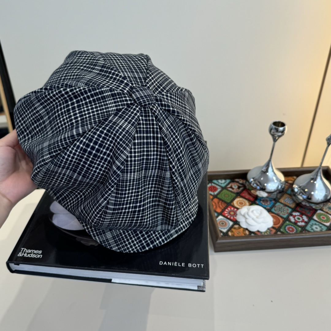 💕Lv路易斯新款鸭舌画家帽，男女通用，