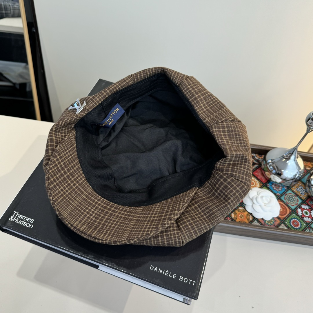 💕Lv路易斯新款鸭舌画家帽，男女通用，