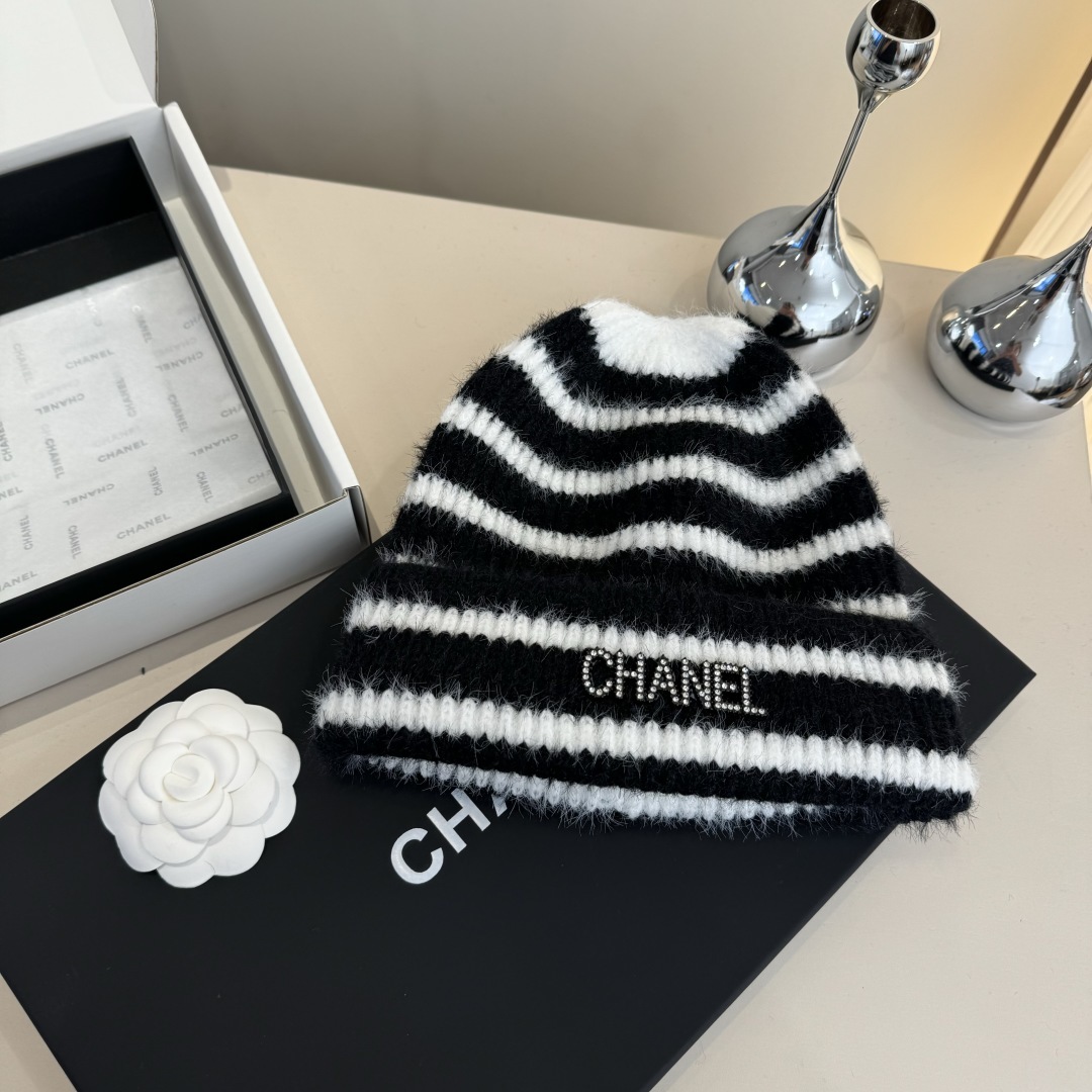 💕Chanel香奈儿秋冬款新款毛线帽, 百分百羊毛面料🐑
