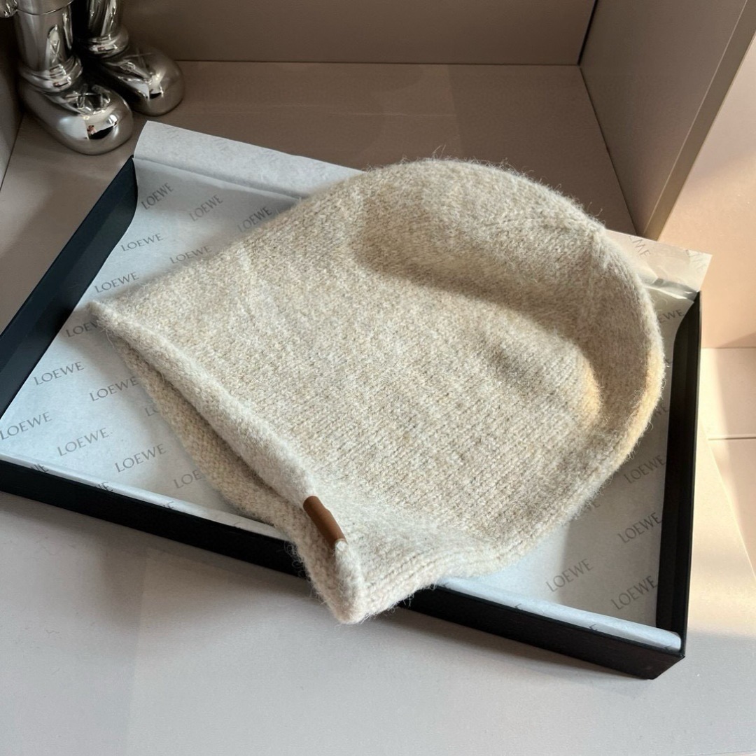 💕LOEWE罗意威秋冬新款毛线帽,嘻哈风针织帽,男女款毛线帽 4个色