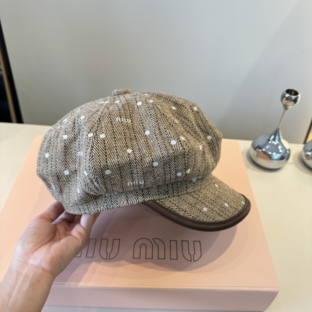💕miumiu缪缪新款鸭舌画家帽，头围57cm