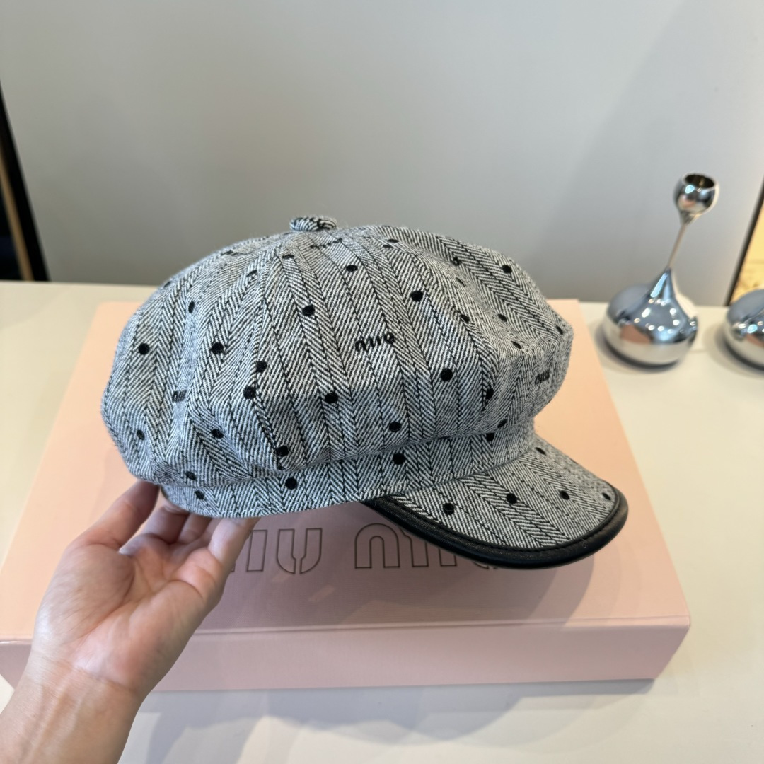 💕miumiu缪缪新款鸭舌画家帽，头围57cm