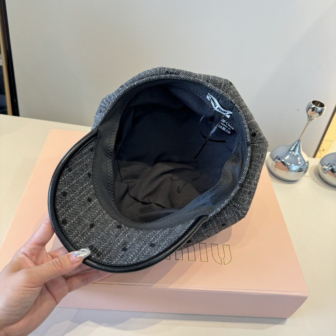 💕miumiu缪缪新款鸭舌画家帽，头围57cm