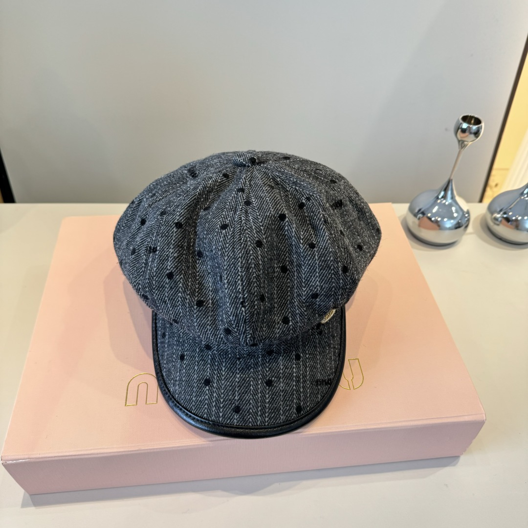 💕miumiu缪缪新款鸭舌画家帽，头围57cm