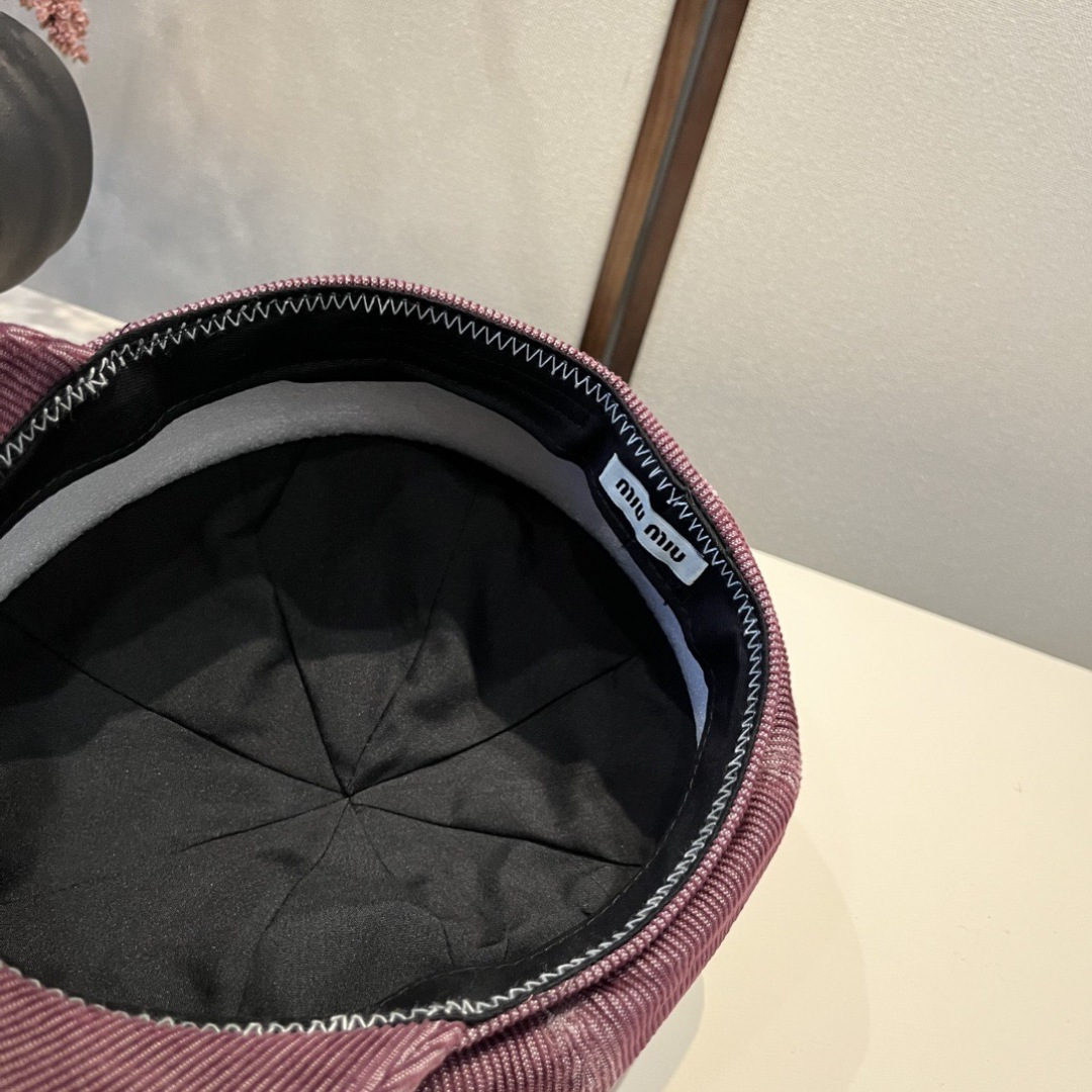 💕miumiu缪缪新款鸭舌画家帽，头围57cm