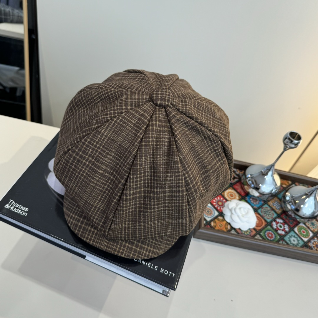 💕Lv路易斯新款鸭舌画家帽，男女通用，