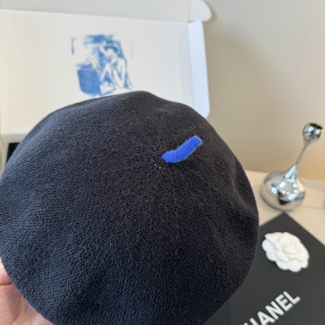 💕Chanel香奈儿羊毛贝雷帽 ，百分百羊毛面料，
