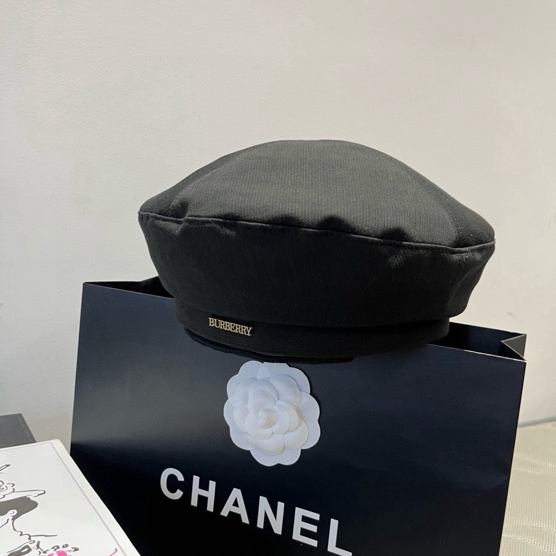 💕巴宝莉新款贝雷帽
