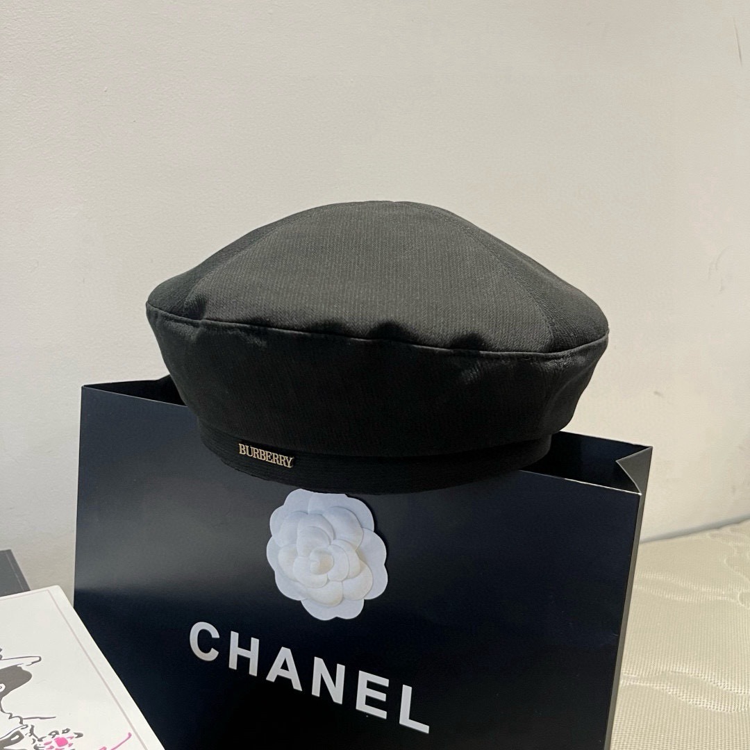 💕巴宝莉新款贝雷帽