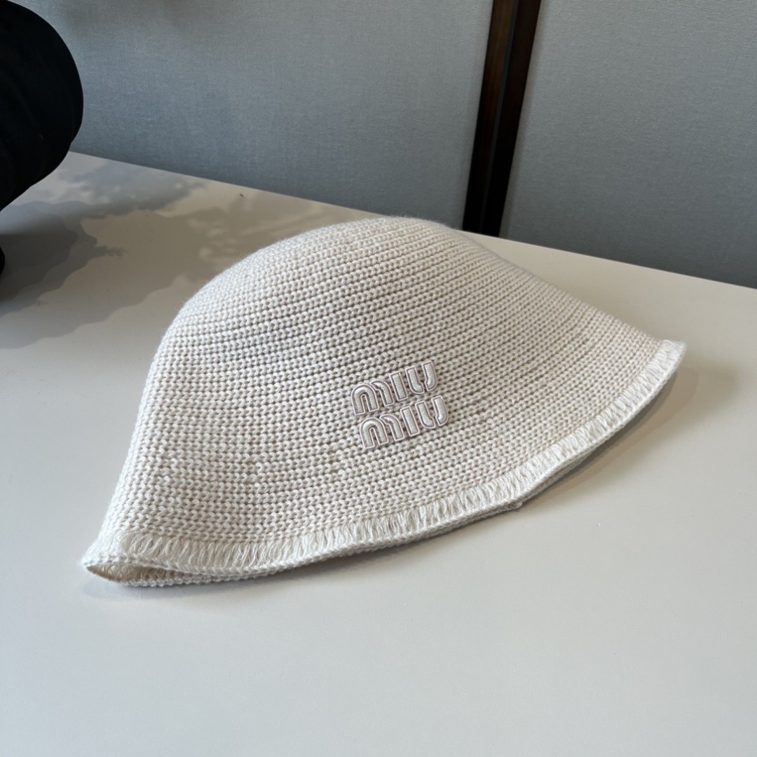 💕miumiu缪缪新款渔夫帽，头围57cm