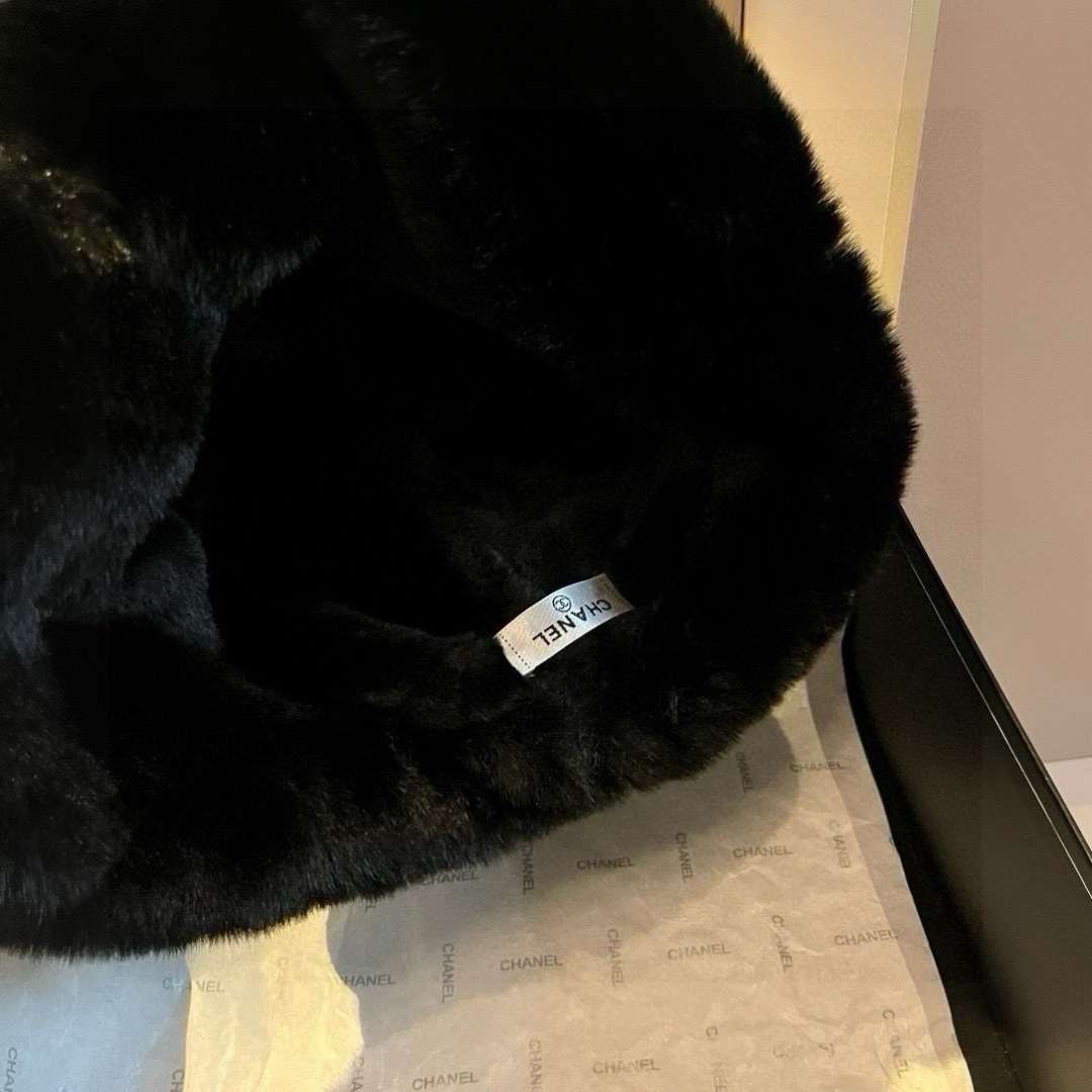 💕Chanel香奈儿加绒冷帽，渔夫帽 头围57cm
