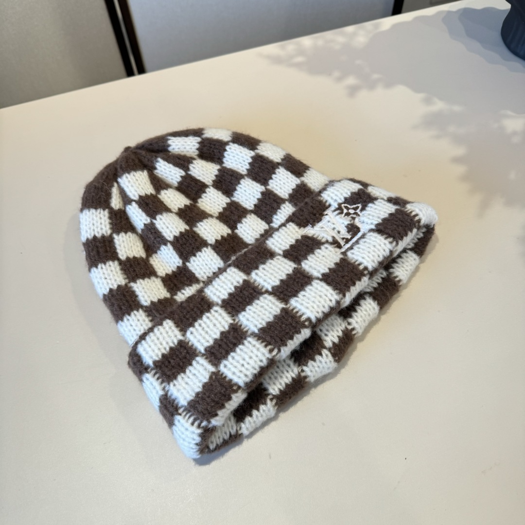 💕Lv路易威登棋盘格针织毛线帽，男女通用款