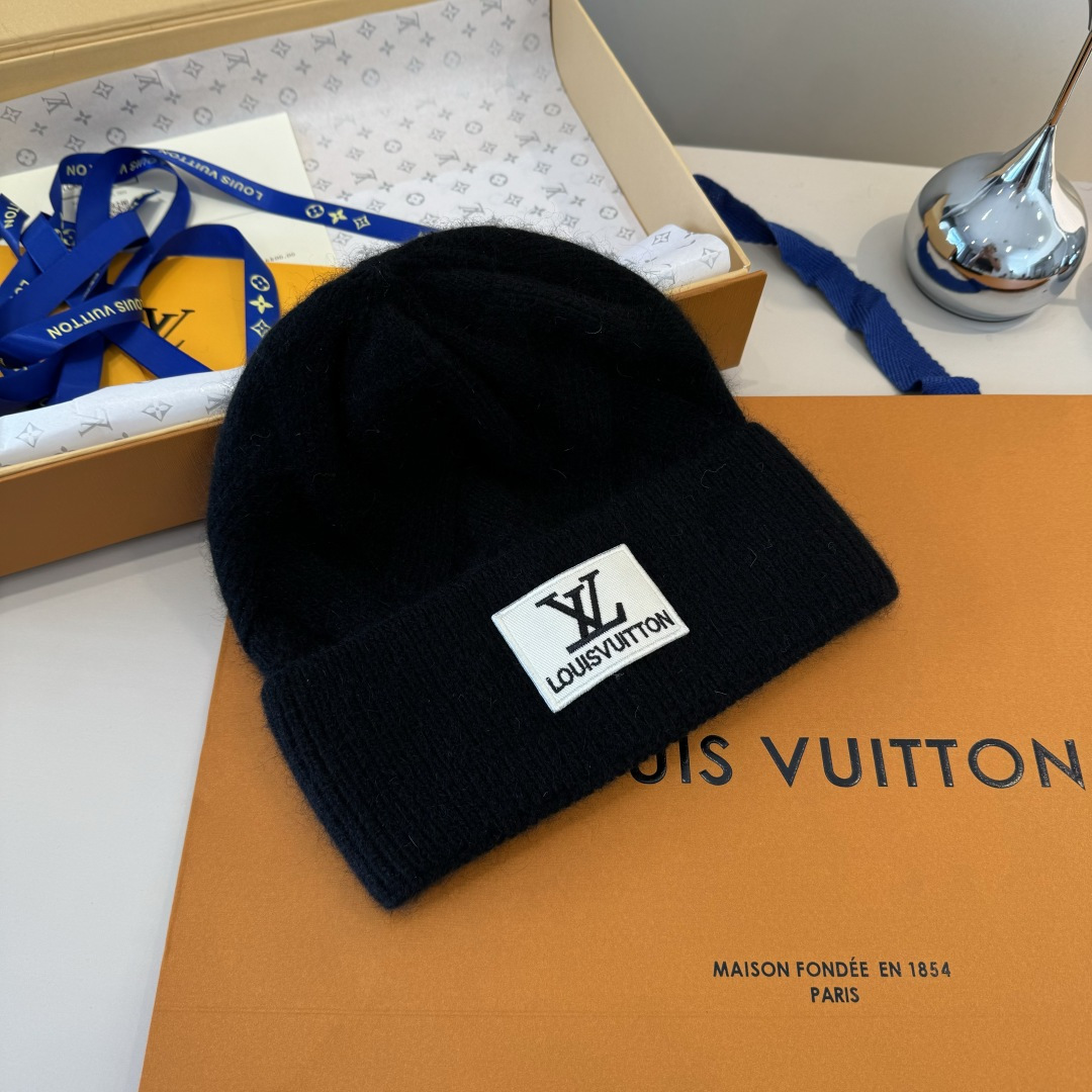 💕Lv路易斯秋冬款新款毛线帽, 百分百羊毛面料🐑