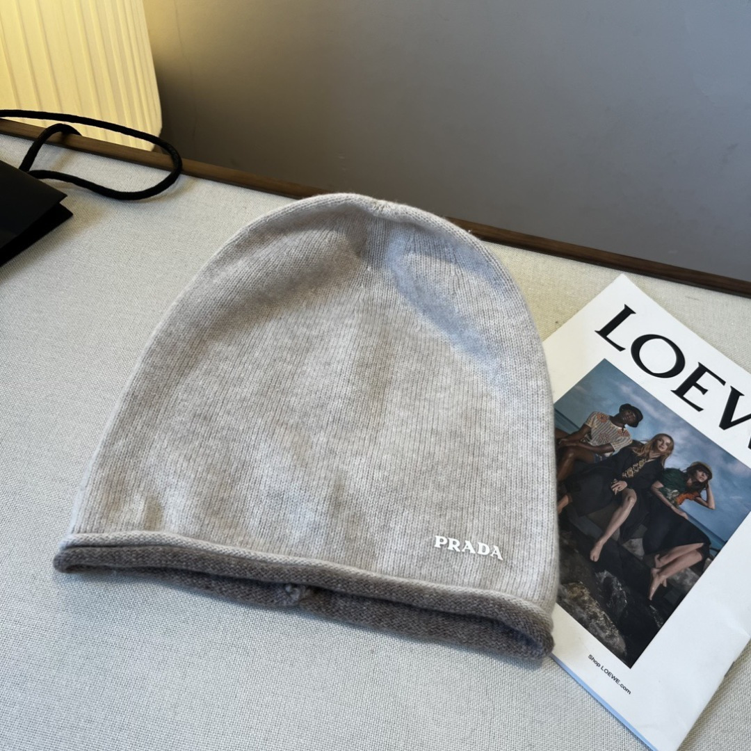 💕普拉达新款羊毛帽，中性款毛线帽，百分百羊毛面料%🦙