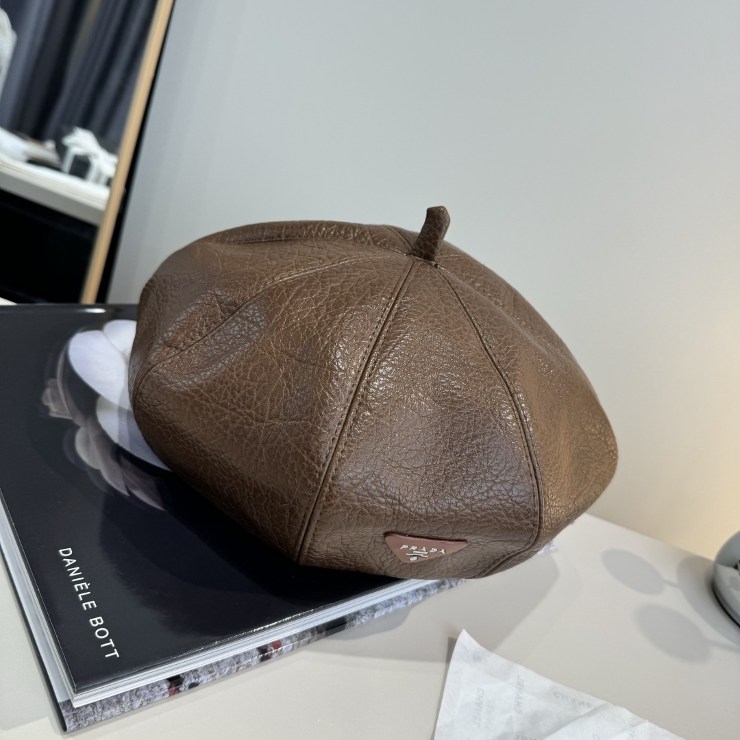 💕普拉达新款贝雷帽 头围57cm