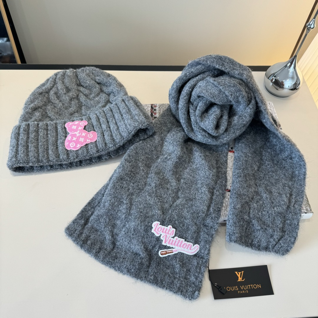 NO:532797,LV Louis Vuitton classic knitted wool scarf hat set set, suit, louis vuitton, louis vuitton,hats19860909LV 路易威登经典款针织羊毛围巾帽子套装套装,套装,louis vuitton,louis vuitton,hats,accessory