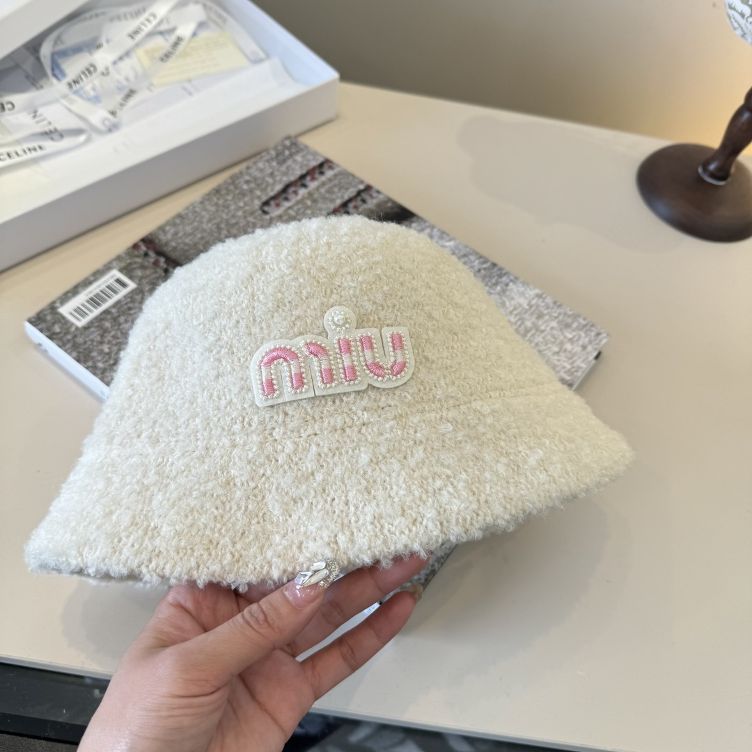 💕miumiu缪缪新款羊毛渔夫帽