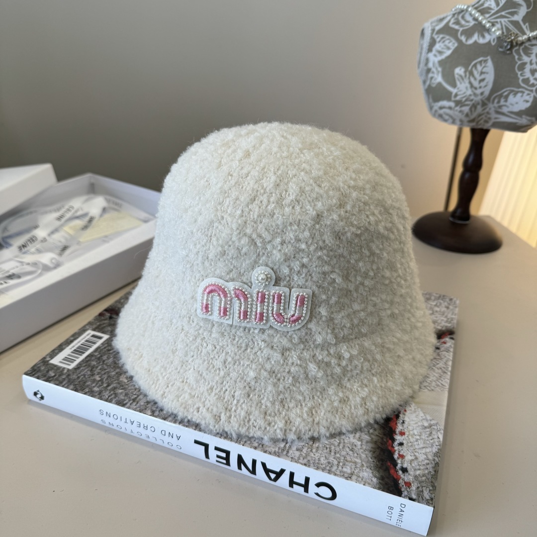 💕miumiu缪缪新款羊毛渔夫帽