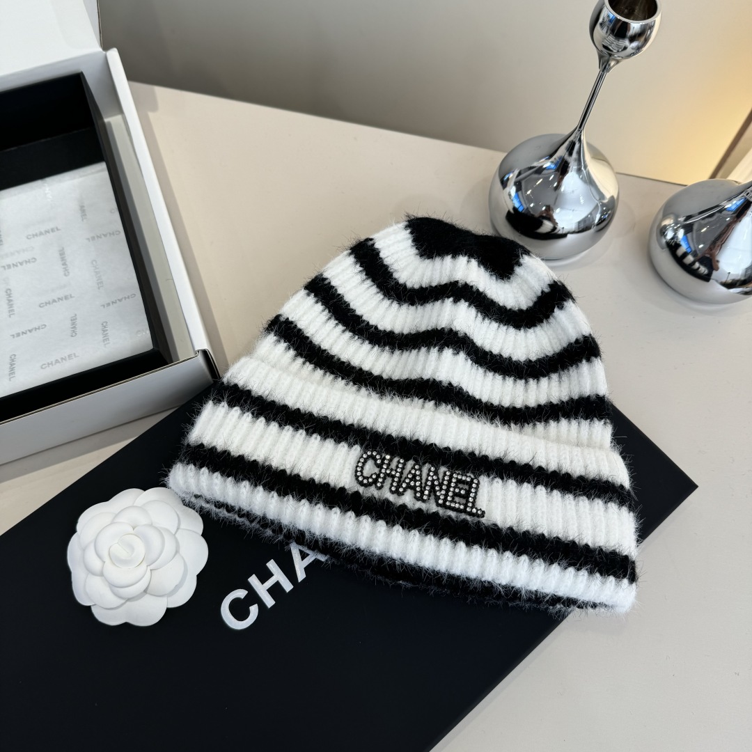 💕Chanel香奈儿秋冬款新款毛线帽, 百分百羊毛面料🐑