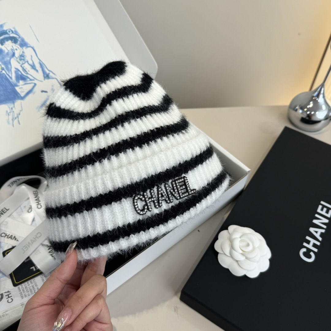 💕Chanel香奈儿秋冬款新款毛线帽, 百分百羊毛面料🐑