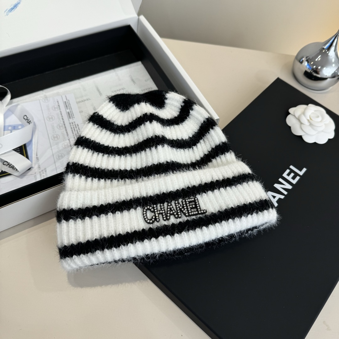 💕Chanel香奈儿秋冬款新款毛线帽, 百分百羊毛面料🐑