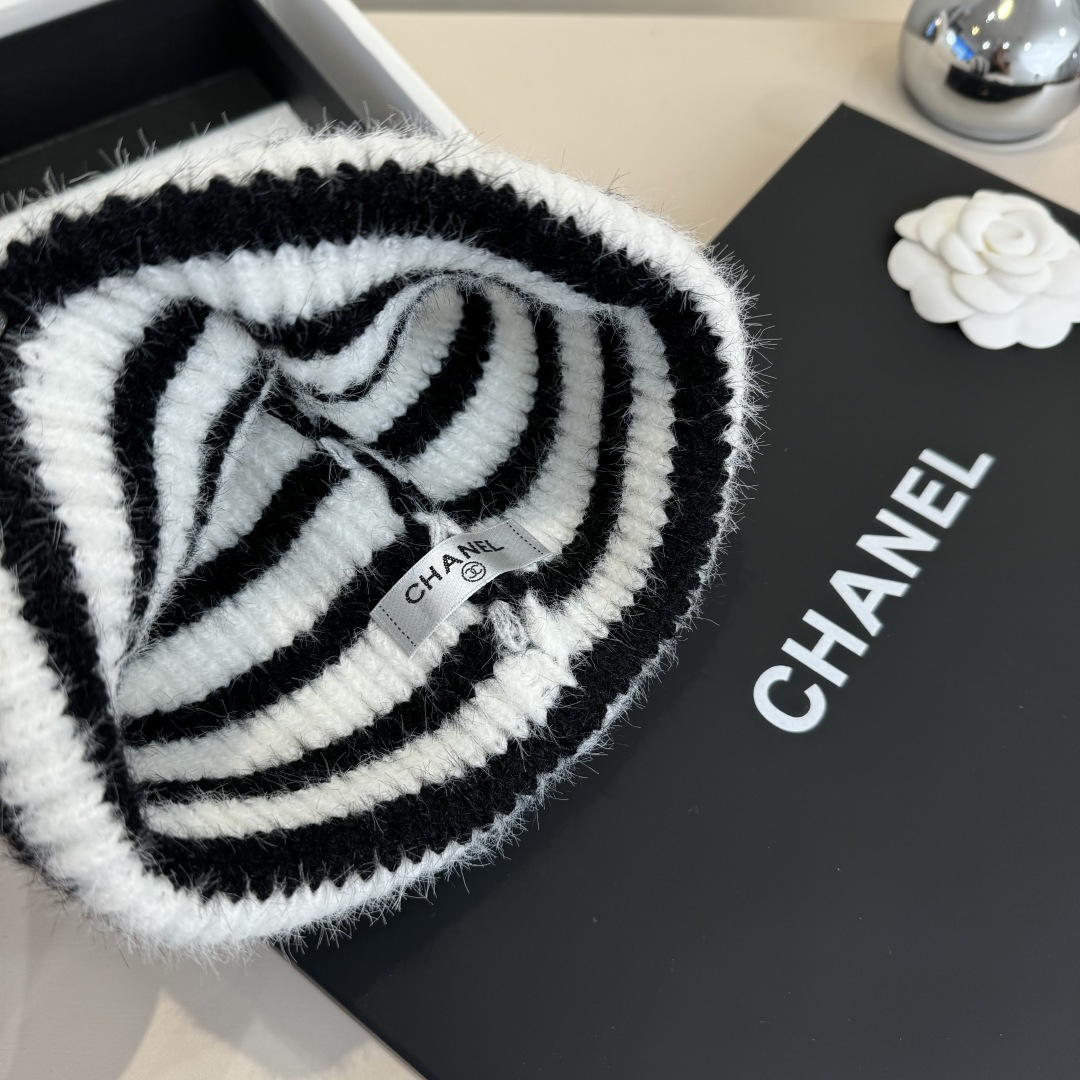 💕Chanel香奈儿秋冬款新款毛线帽, 百分百羊毛面料🐑