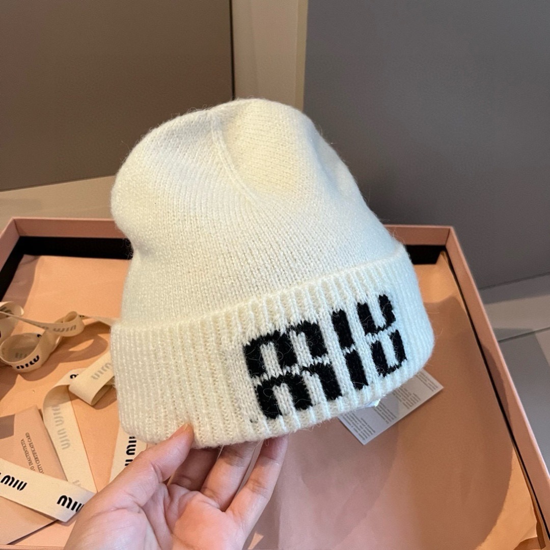 💕miumiu缪缪专柜新款针织毛线帽