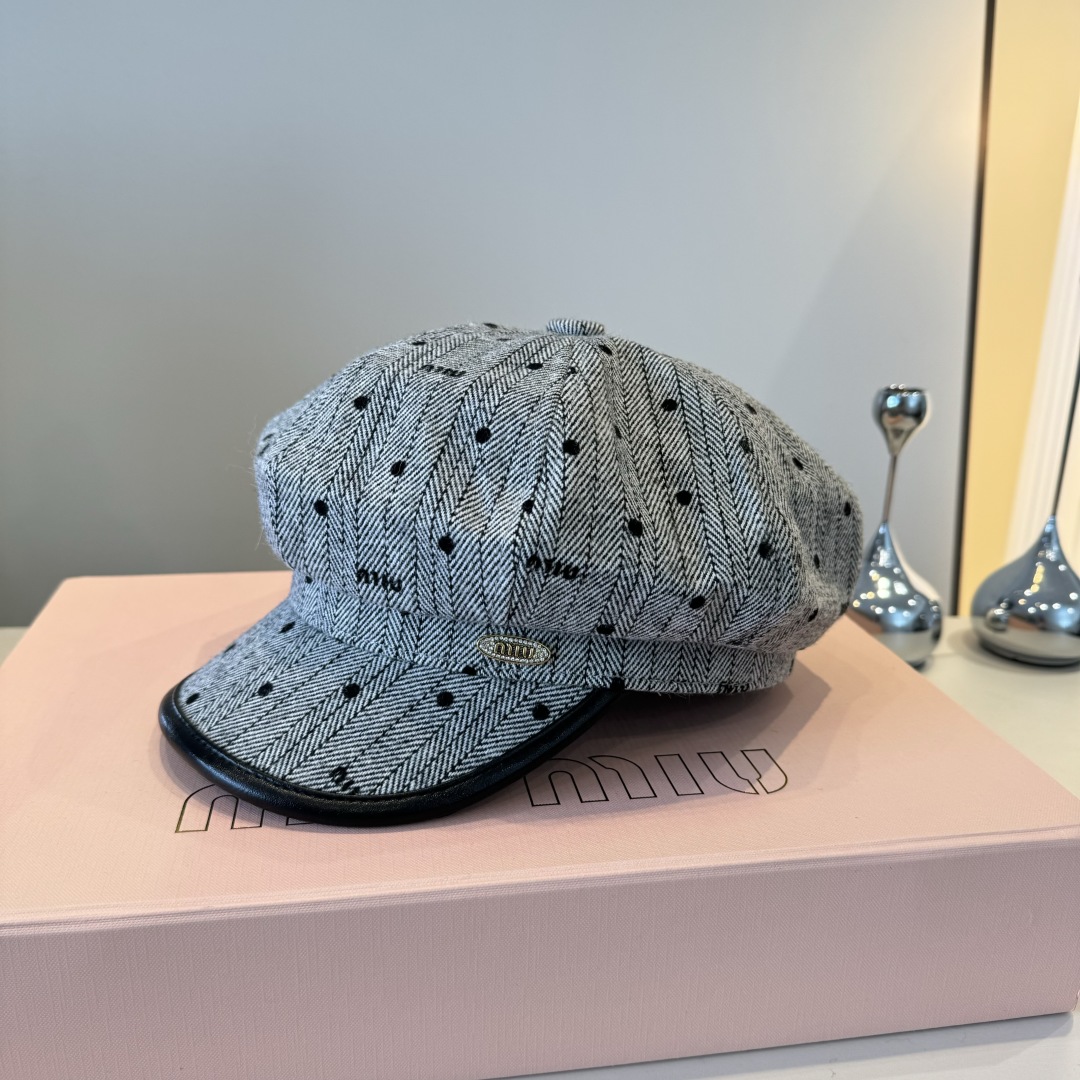 💕miumiu缪缪新款鸭舌画家帽，头围57cm